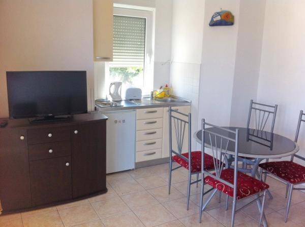Apartments By The Sea Razanj, Rogoznica - 11347 Exterior photo